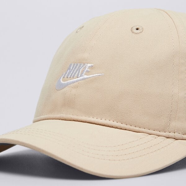 NIKE CZAPKA FUTURA CURVE BRIM CAP 8a2902-x5c kolor beżowy