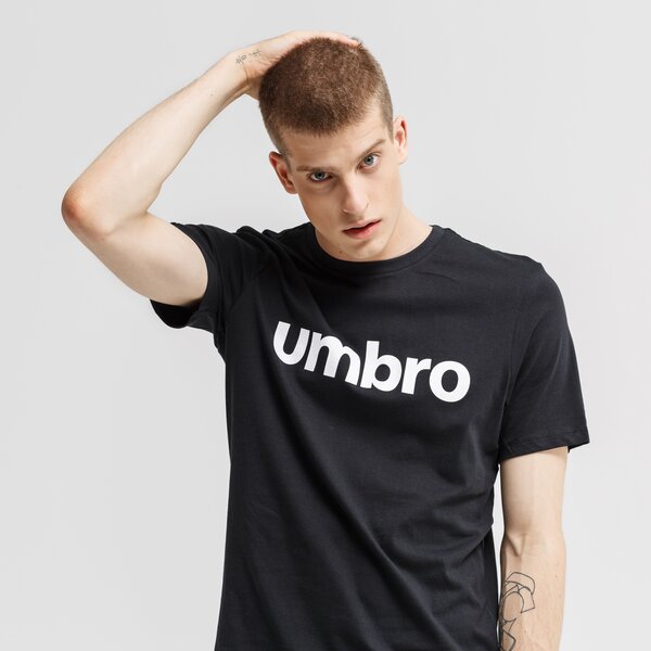 Koszulka męska UMBRO T-SHIRT SS LINEAR LOGO GRAPHIC 65551u-fl3 kolor czarny