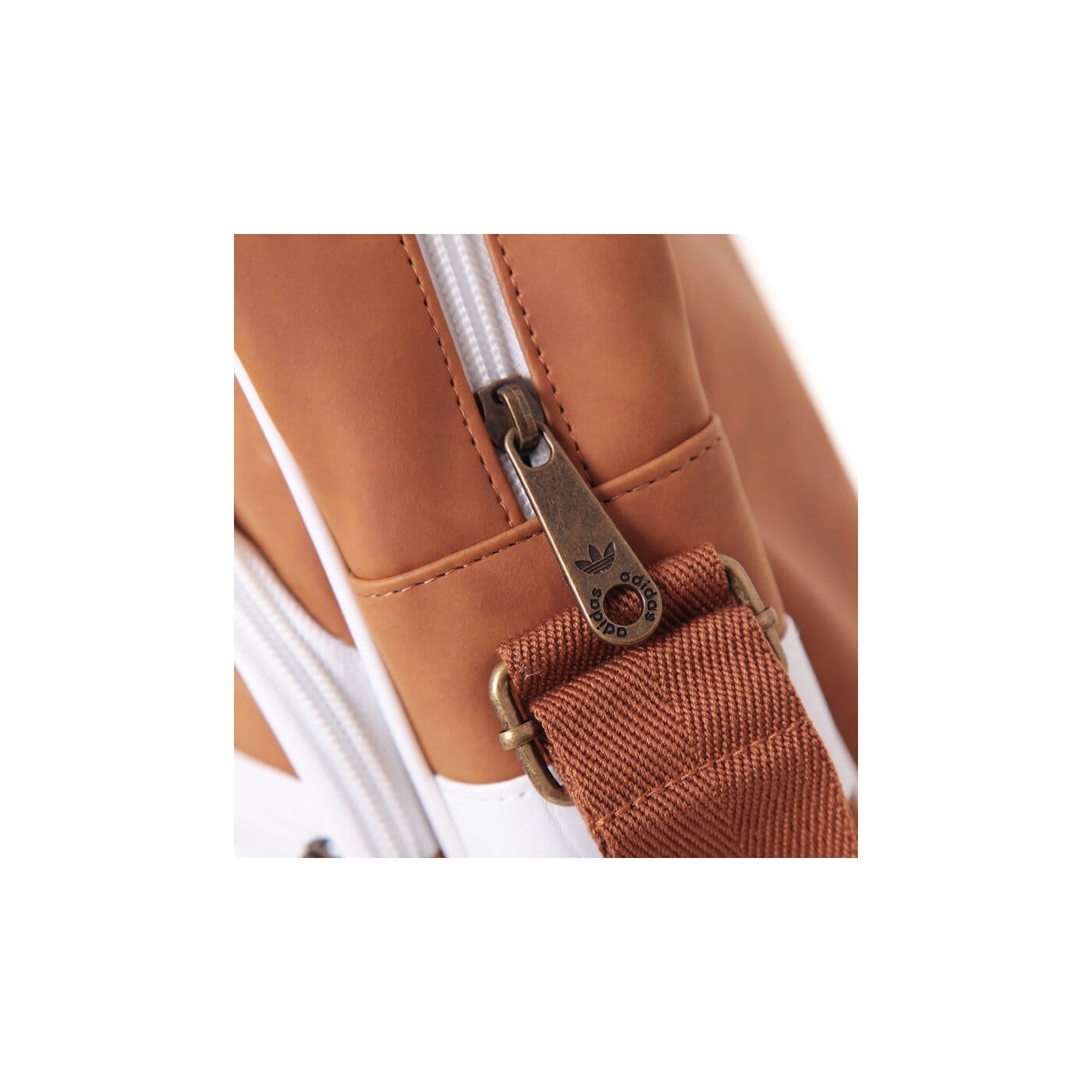 Torba sportowa damska ADIDAS TORBA SIR BAG SUEDE m30504 kolor beżowy