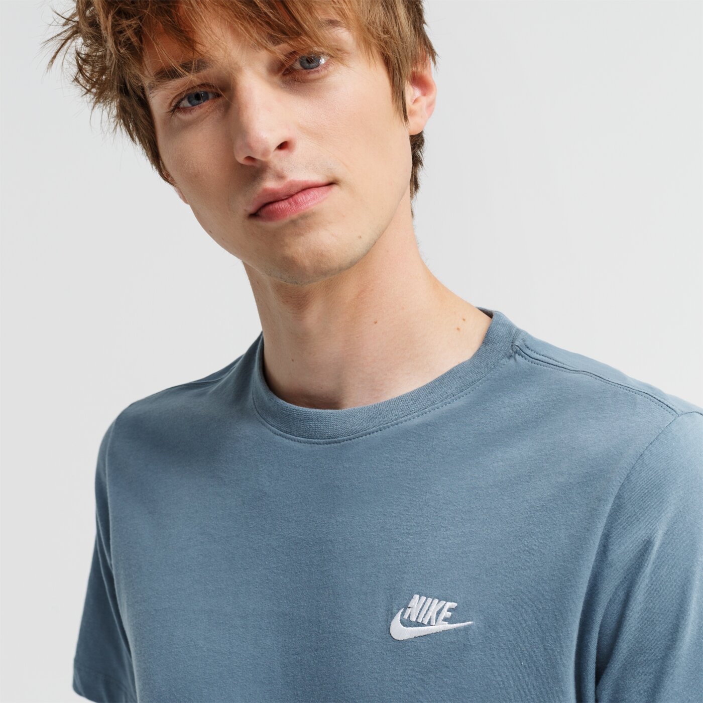 Koszulka męska NIKE T-SHIRT SPORTSWEAR CLUB ar4997-031 kolor niebieski