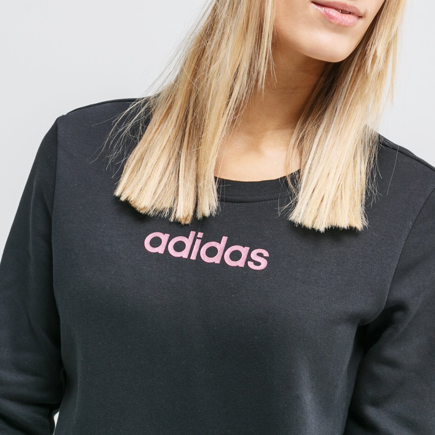 Bluza damska ADIDAS BLUZA W E BR CREW SWT gd4931 kolor czarny