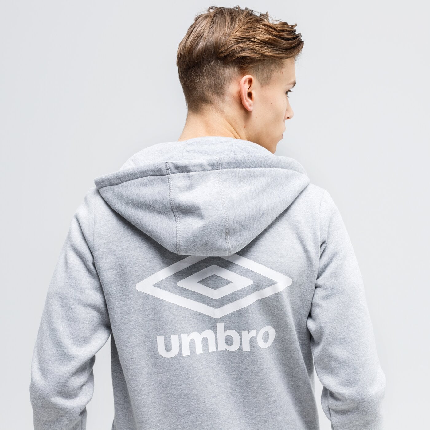 Bluza męska UMBRO BLUZA ROZPINANA Z KAPTUREM FW LARGE LOGO ZIP 65521u-263 kolor szary