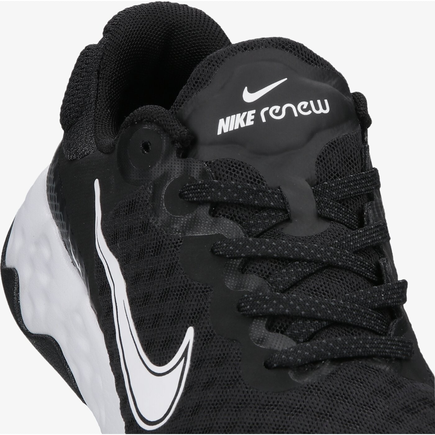 Buty do biegania damskie NIKE RENEW RIDE 3 dc8184-001 kolor czarny