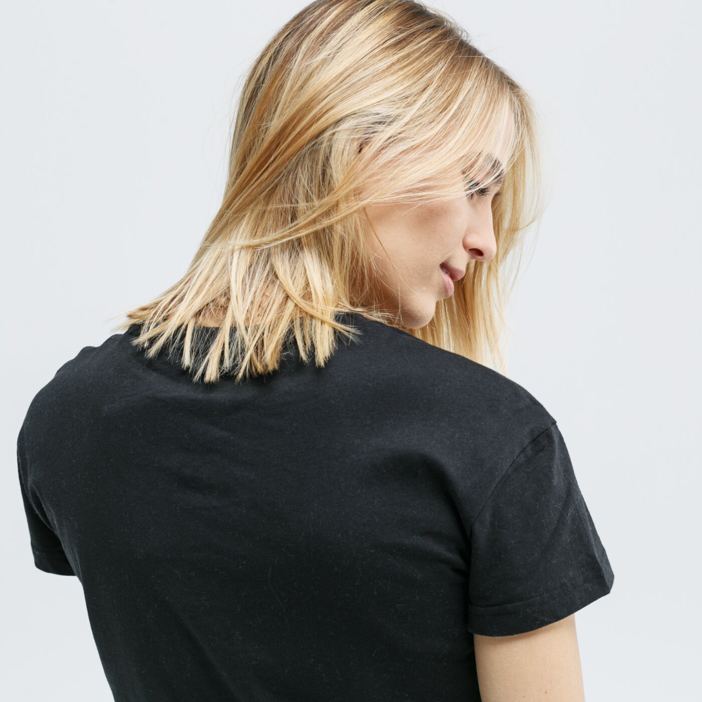 Koszulka damska ADIDAS T-SHIRT SS W FL GRFX T 2 ei4577 kolor czarny