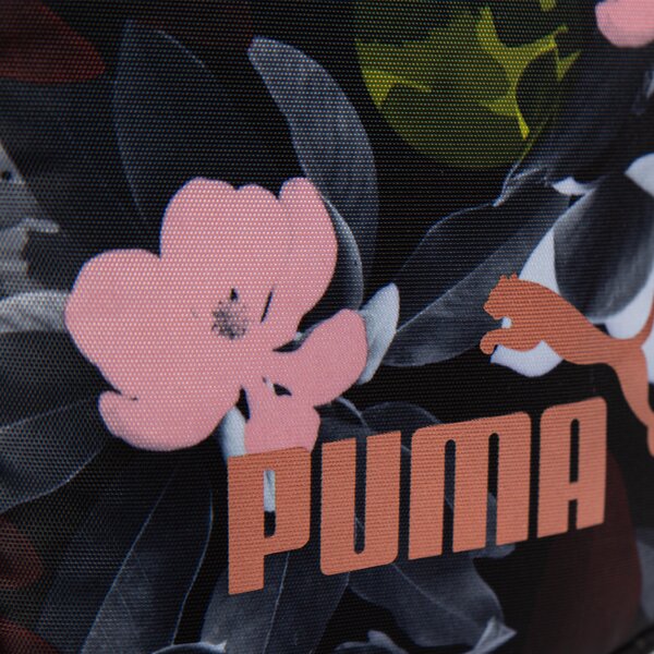 Torba sportowa damska PUMA TOREBKA WMN CORE SEASONAL FLAT PORTABLE 7657603 kolor multicolor