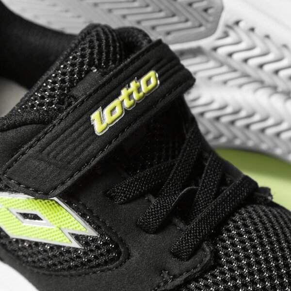Buty dziecięce LOTTO FREERIDE AMF CL SL s7372 kolor czarny