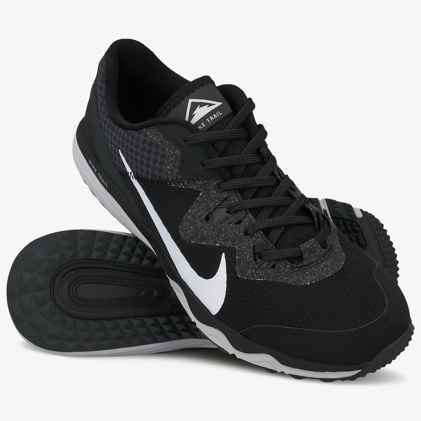Buty do biegania męskie NIKE JUNIPER TRAIL cw3808-001 kolor czarny