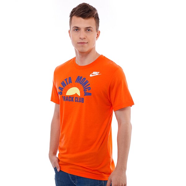 Koszulka męska NIKE T-SHIRT RU SANTA MONICA TRACK CLUB TEE 534289852 kolor pomarańczowy