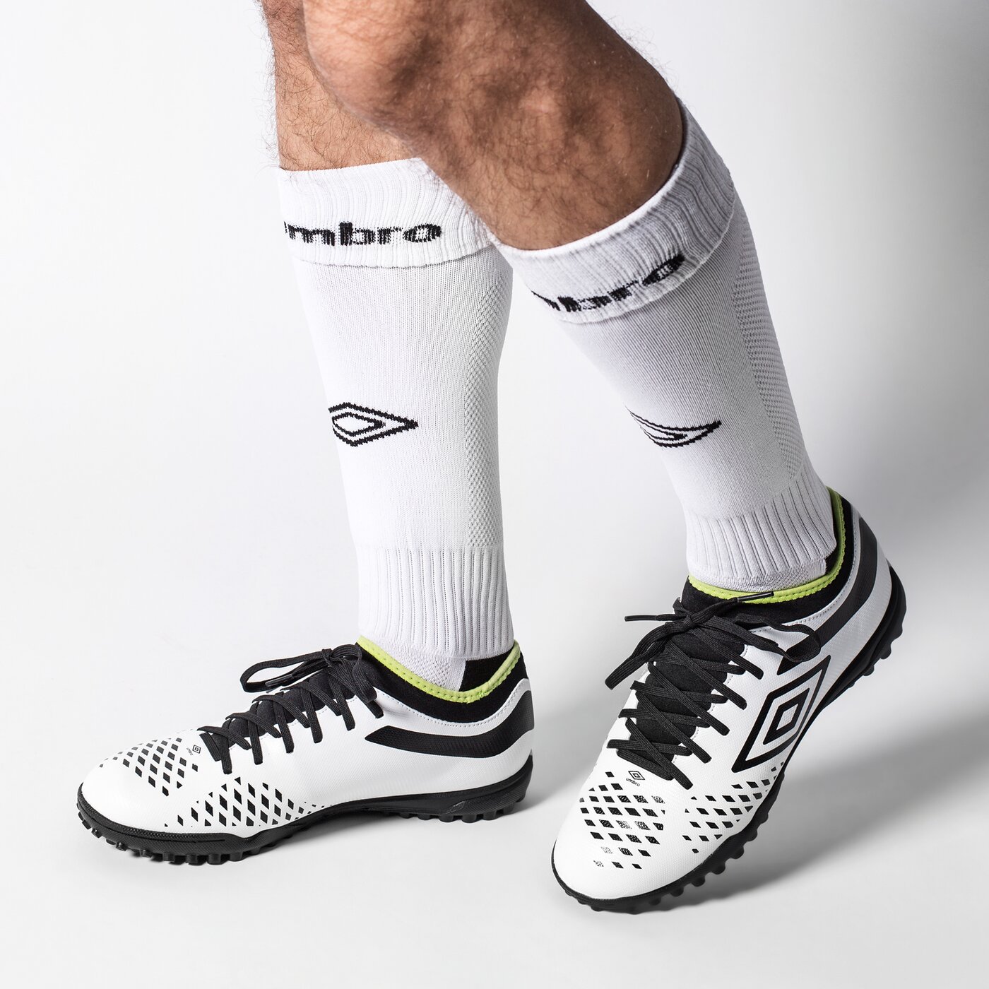 Buty piłkarskie męskie UMBRO VELOCITA IV CLUB TF 81397ufz4 kolor biały