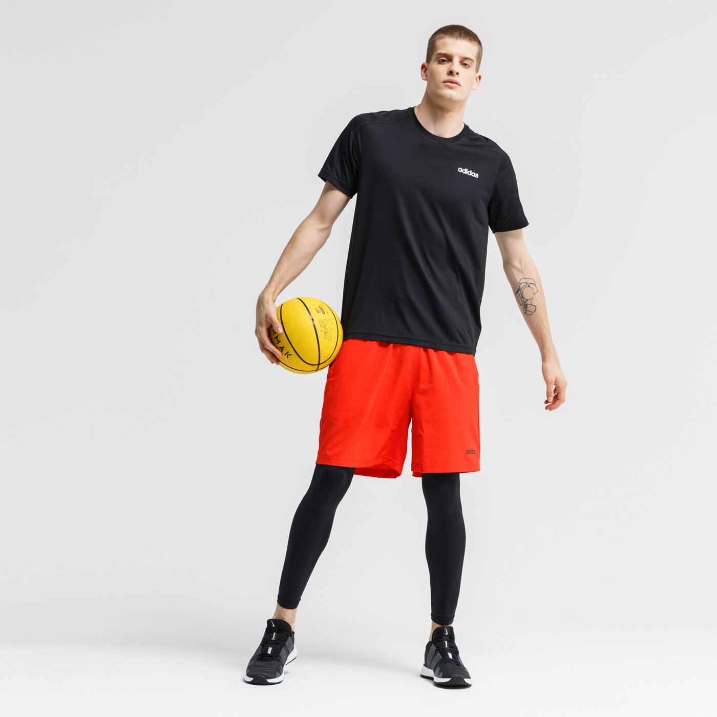 Koszulka męska ADIDAS T-SHIRT D2M dt8693 kolor czarny