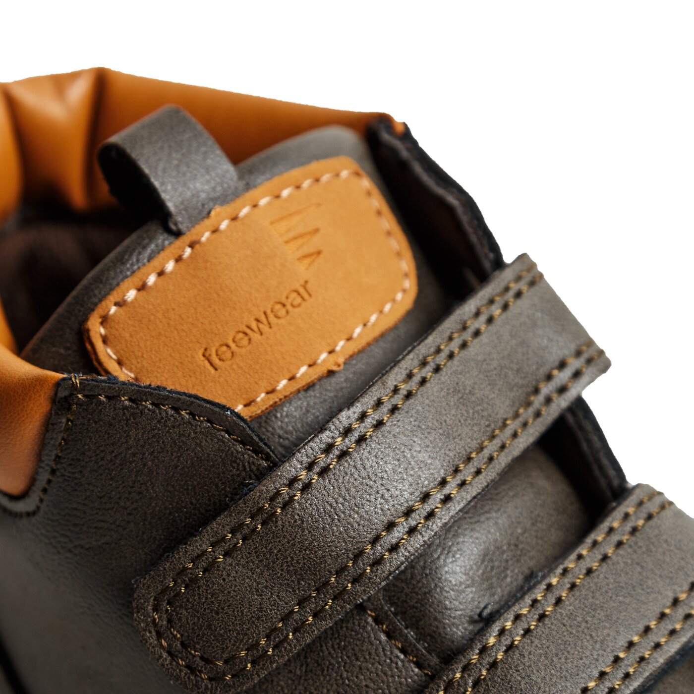 Buty trekkingowe dla dzieci FEEWEAR CHASE fwjkk218002 kolor brązowy