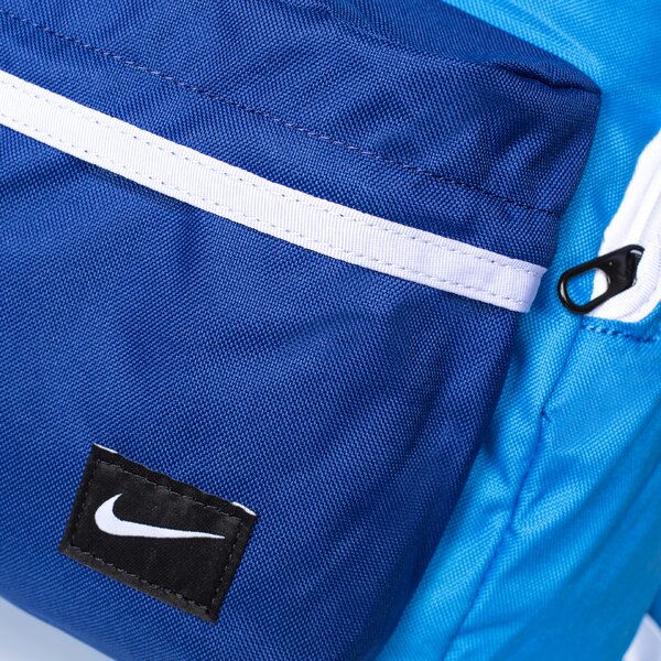 Plecak damski NIKE PLECAK YOUNG ATHLETES HALFDAY BT ba4665435 kolor niebieski