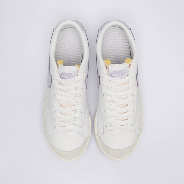 Buty sportowe damskie NIKE BLAZER LOW PLATFORM dj0292-114 kolor biały