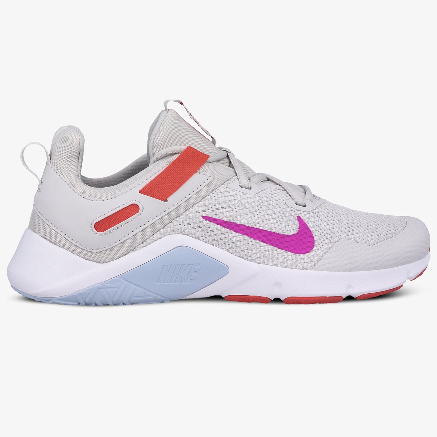 wmns nike legend essential