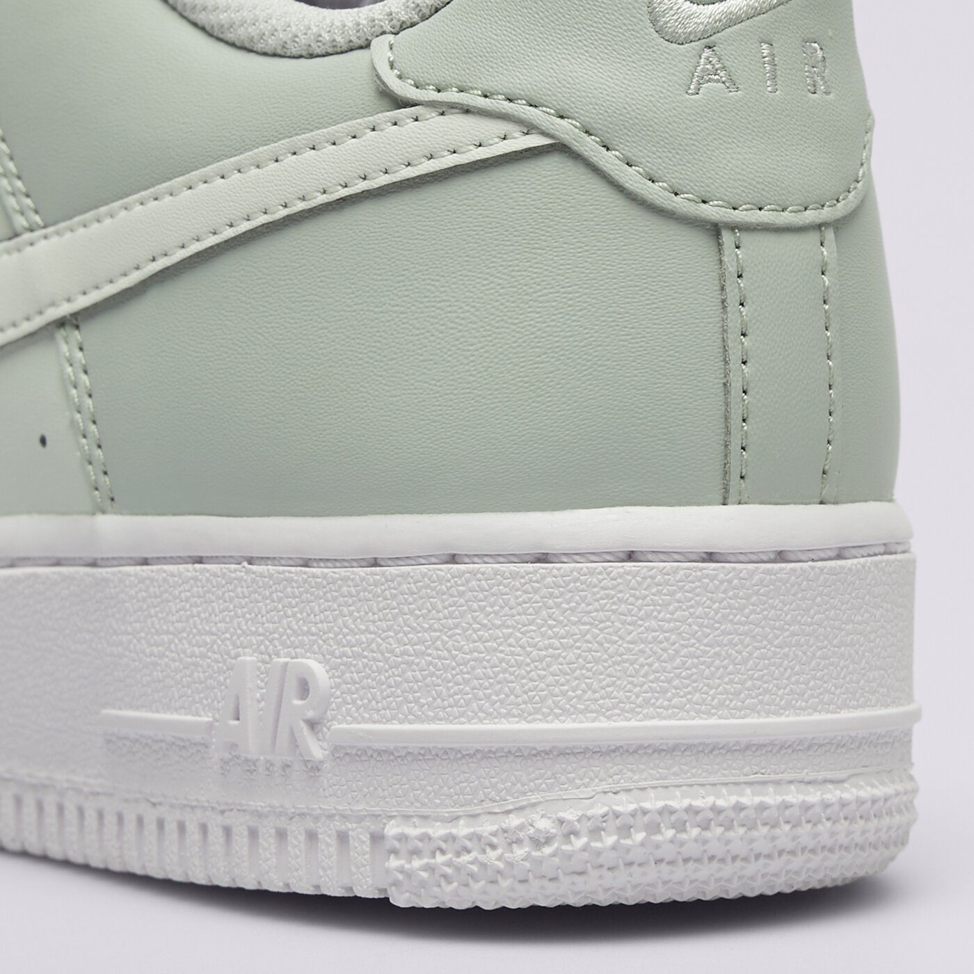 Buty dziecięce NIKE AIR FORCE 1 BG fv5948-007 kolor srebrny