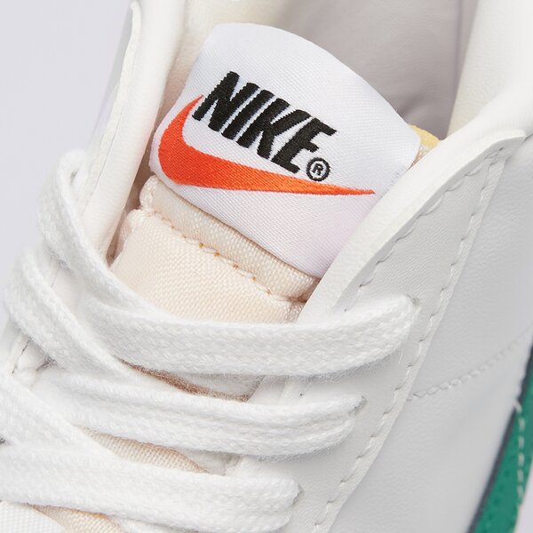 Buty sportowe damskie NIKE BLAZER MID '77  cz1055-119 kolor biały