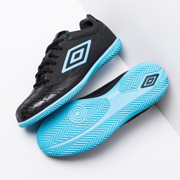 Buty piłkarskie dla dzieci UMBRO UX ACCURO CLUB IC - JNR 81190ufaf kolor czarny
