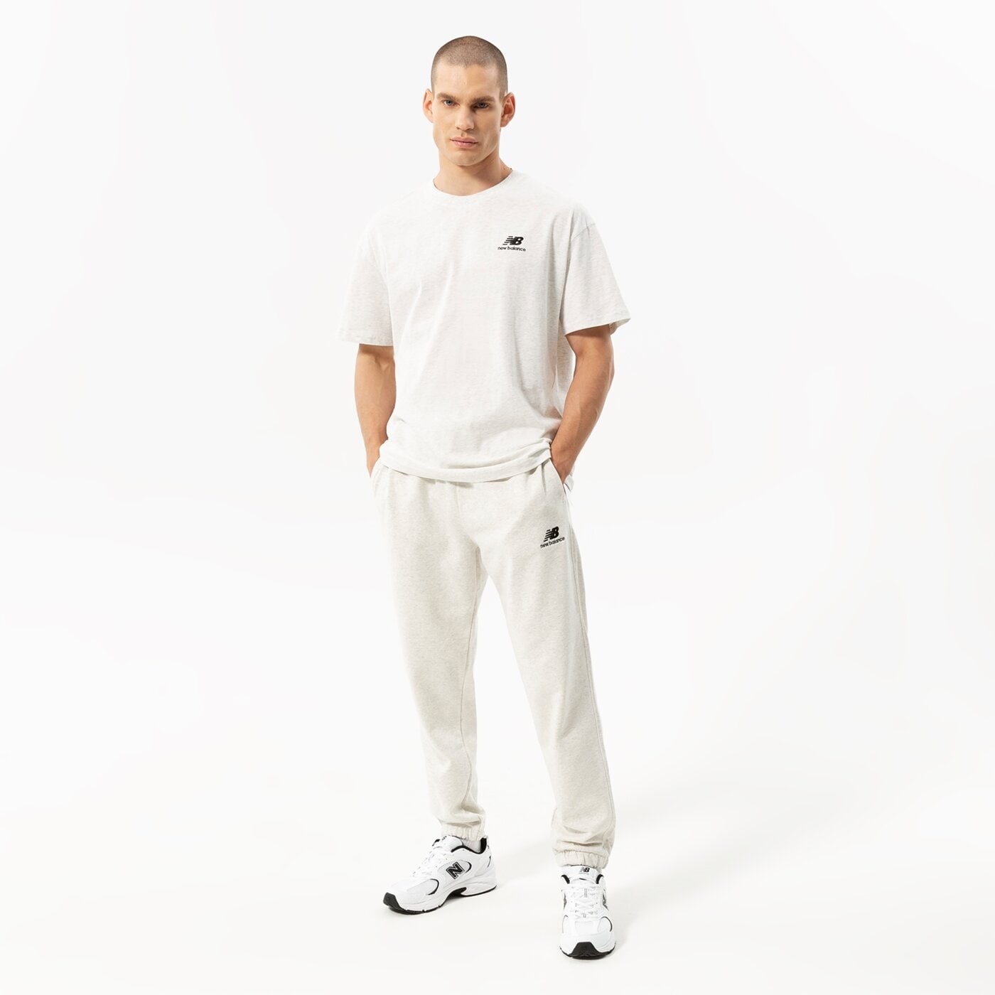 NEW BALANCE T-SHIRT NB ESSENTIALS UNI-SSENTIALS TEE ut21503sah kolor szary