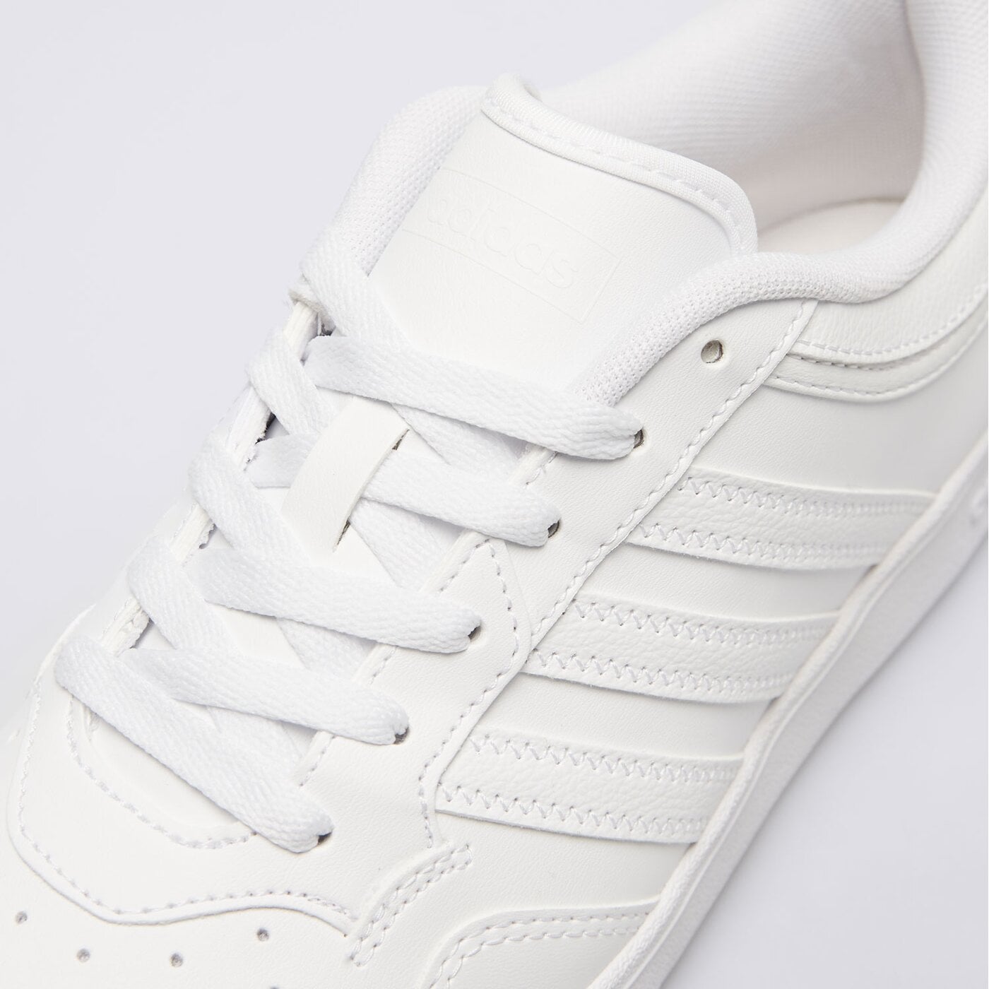 Buty dziecięce ADIDAS HOOPS 4.0 J ji3470 kolor biały