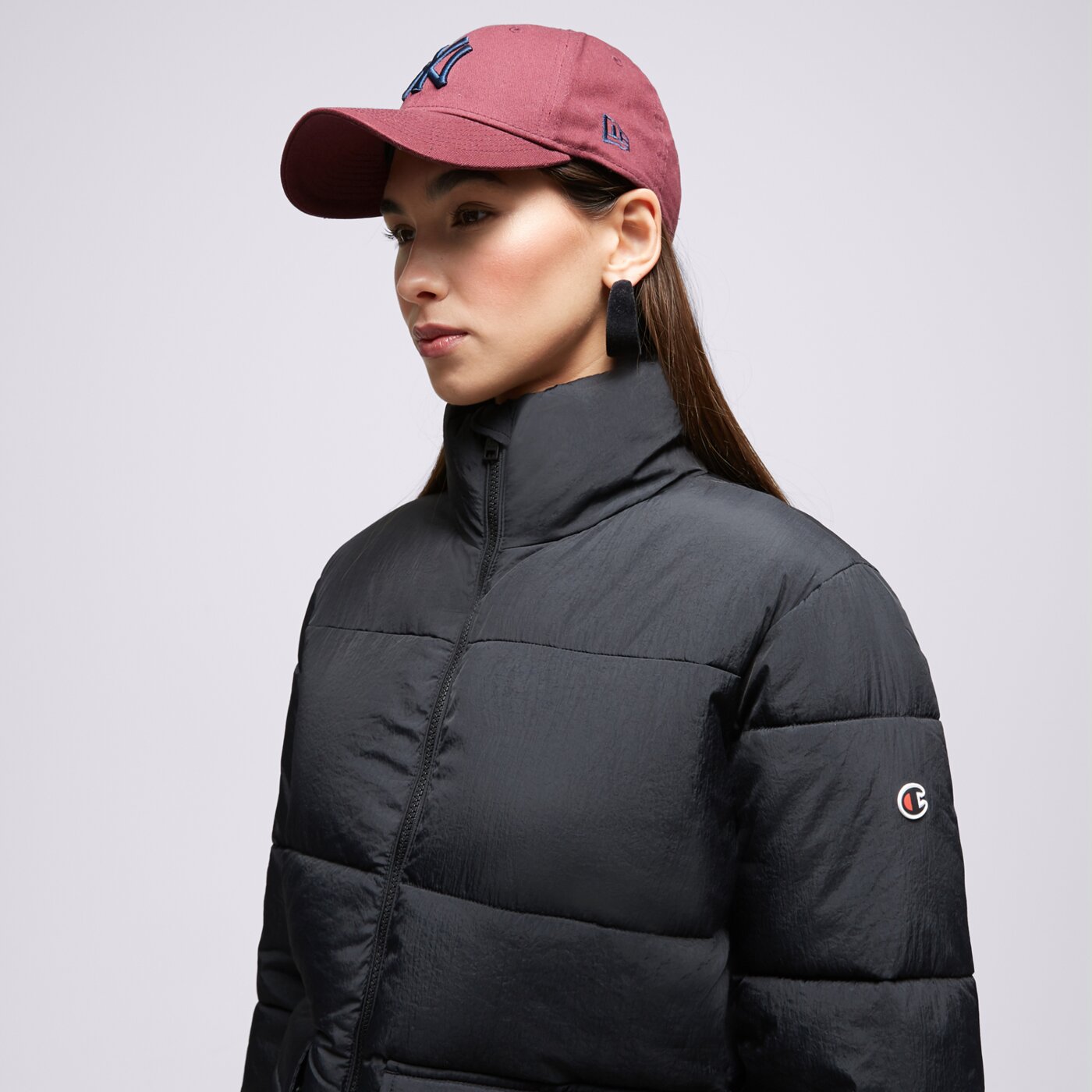 Kurtka zimowa damska CHAMPION KURTKA ZIMOWA POLYFILLED 116873kk001 kolor czarny