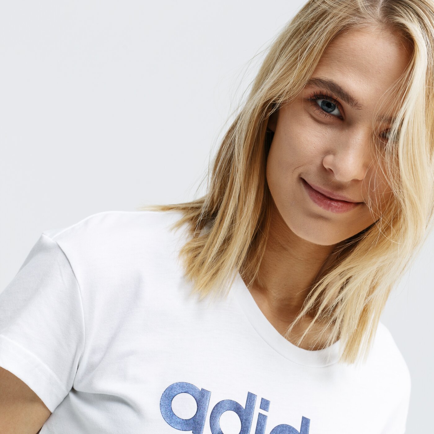 Koszulka damska ADIDAS T-SHIRT SS W FL GRFX T 2 ei4575 kolor biały