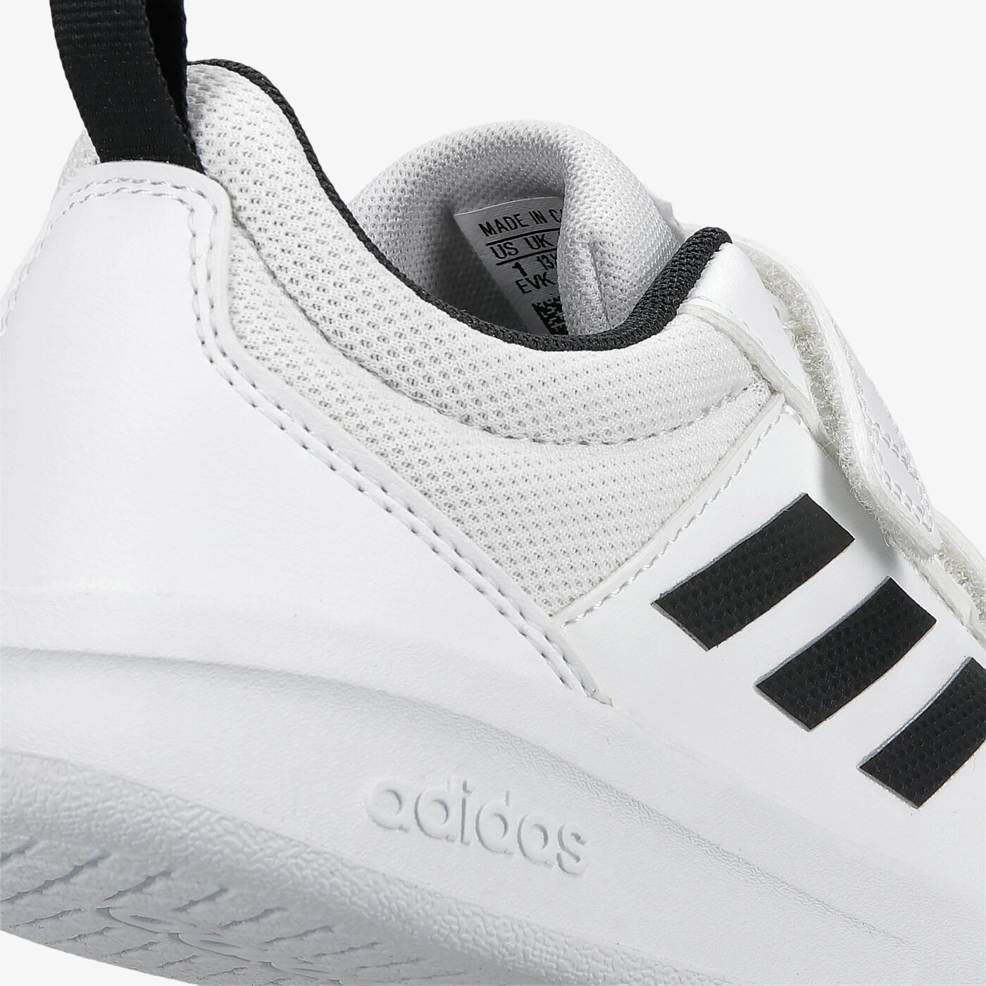 Buty dziecięce ADIDAS TENSAUR C s24051 kolor biały