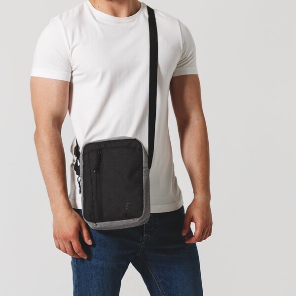 Torba sportowa damska FEEWEAR TOREBKA DEUBA fw19tom36002 kolor czarny