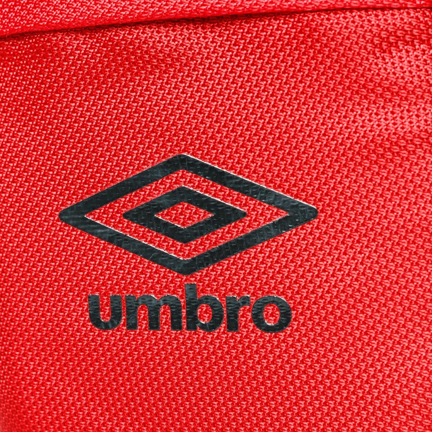 Torba sportowa damska UMBRO TOREBKA NORWICH ul321tom01002 kolor czerwony