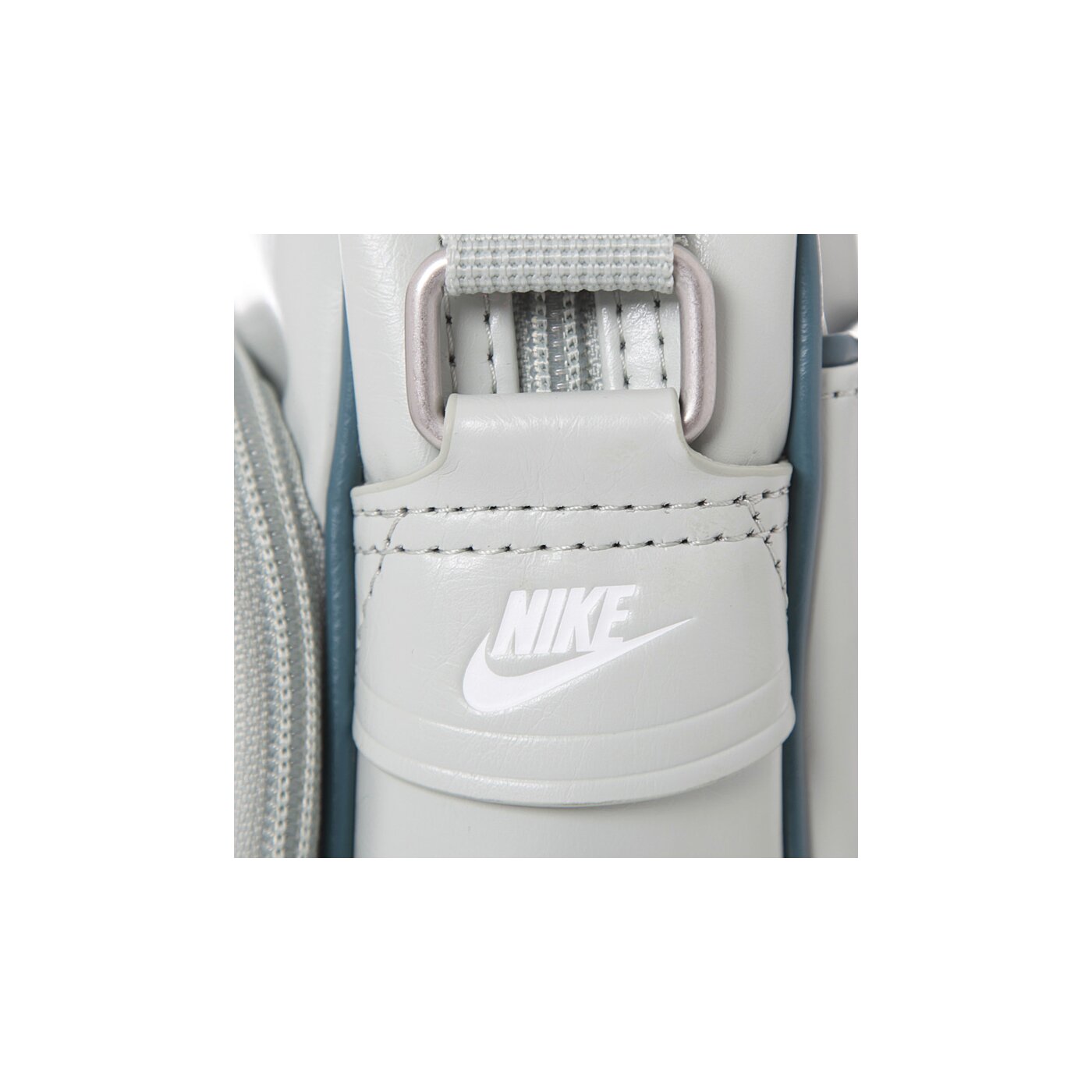 Torba sportowa damska NIKE TORBA HERITAGE SI SMALL ITEMS II ba4270391 kolor szary