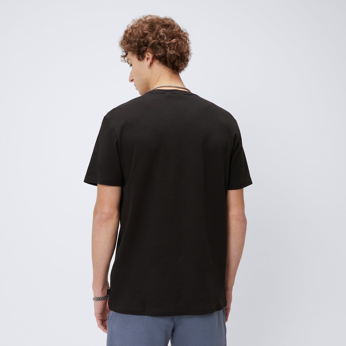 Koszulka męska UMBRO T-SHIRT ESS SMALL LOGO ul125tsm81002 kolor czarny