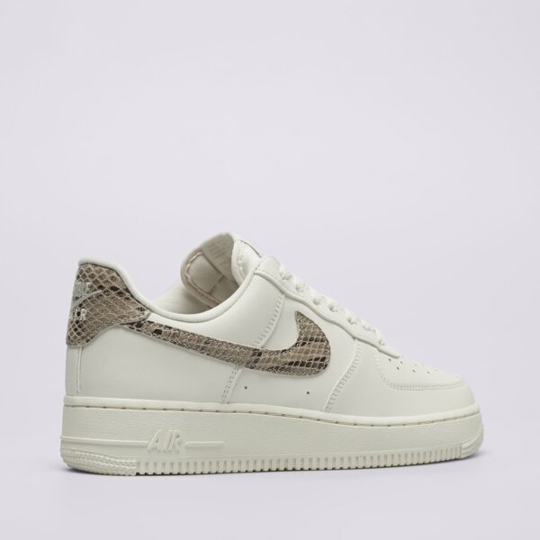 Buty sportowe damskie NIKE WMNS AIR FORCE 1 '07 REC dd8959-002 kolor beżowy