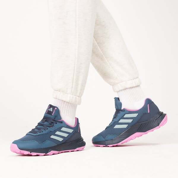 Buty do biegania damskie ADIDAS TRACEFINDER W if0557 kolor granatowy