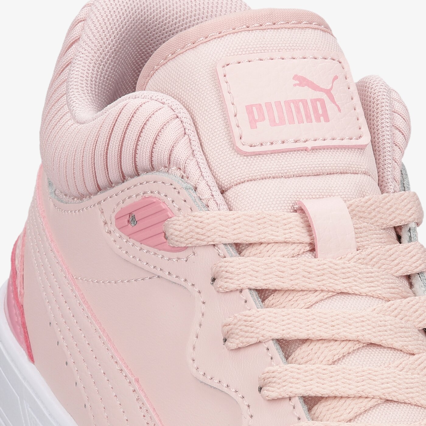 Buty sportowe damskie PUMA SKYE DEMI 38074904 kolor różowy