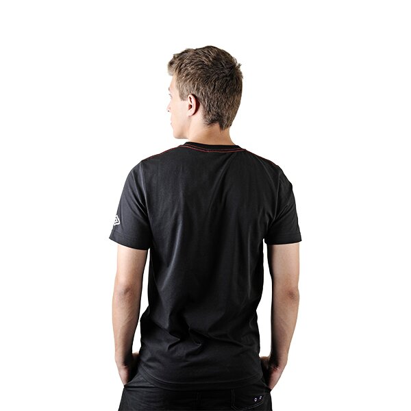 Koszulka męska UMBRO T-SHIRT GEOMETRA GRAPHIC CVC TEE 60799ucgd kolor czarny