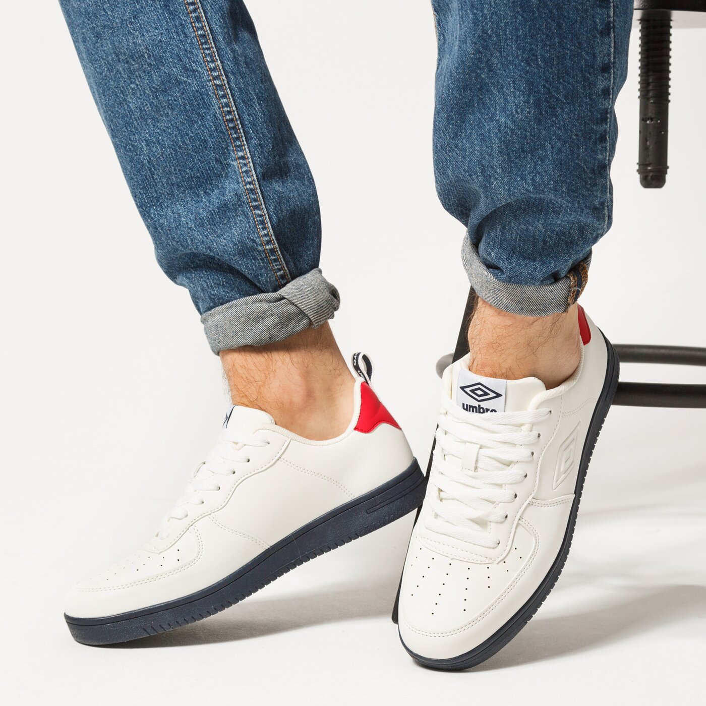 Buty sportowe męskie UMBRO GRAND umml120101 kolor biały