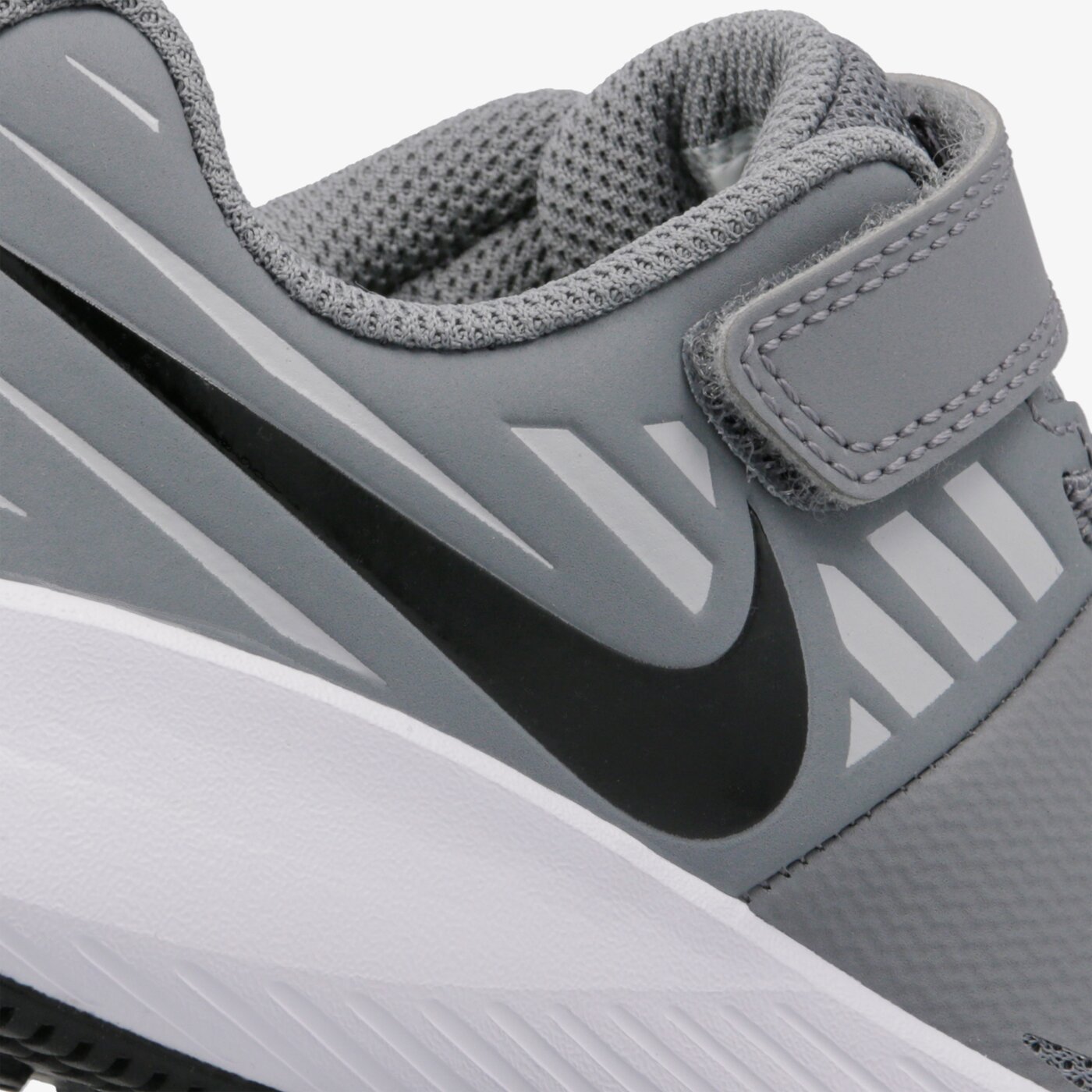 Buty do biegania dla dzieci NIKE STAR RUNNER 921443-006 kolor szary
