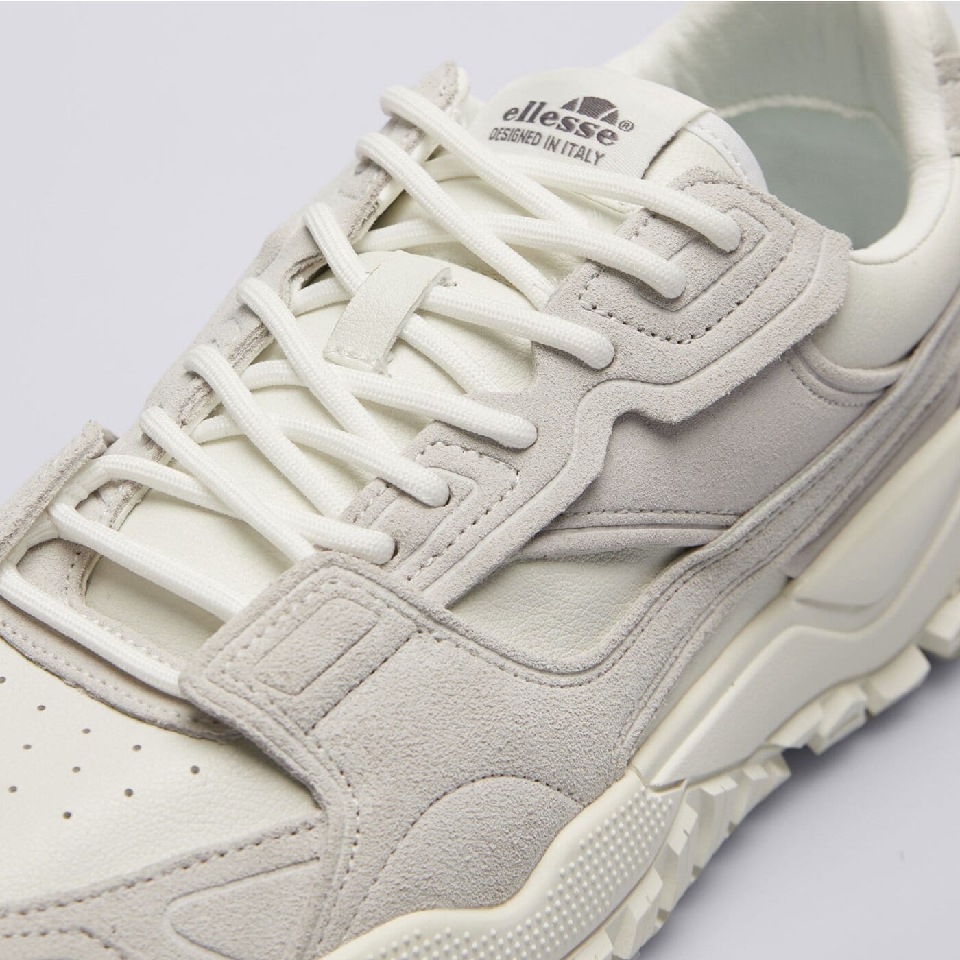 Buty sportowe męskie ELLESSE LSR LUXE WHT SLSR1016908 el42m52491wht kolor biały