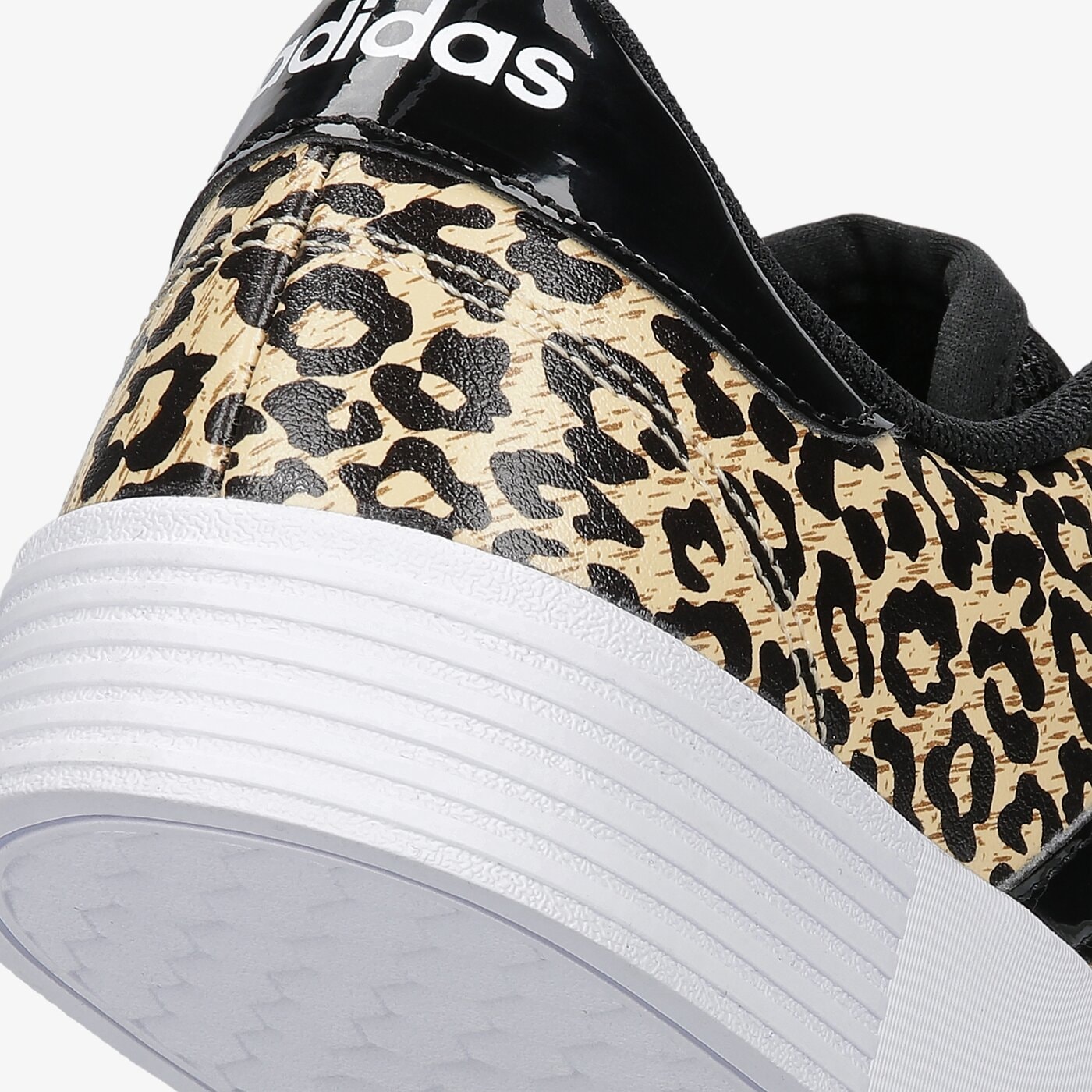 Buty sportowe damskie ADIDAS COURT BOLD fy9994 kolor multicolor