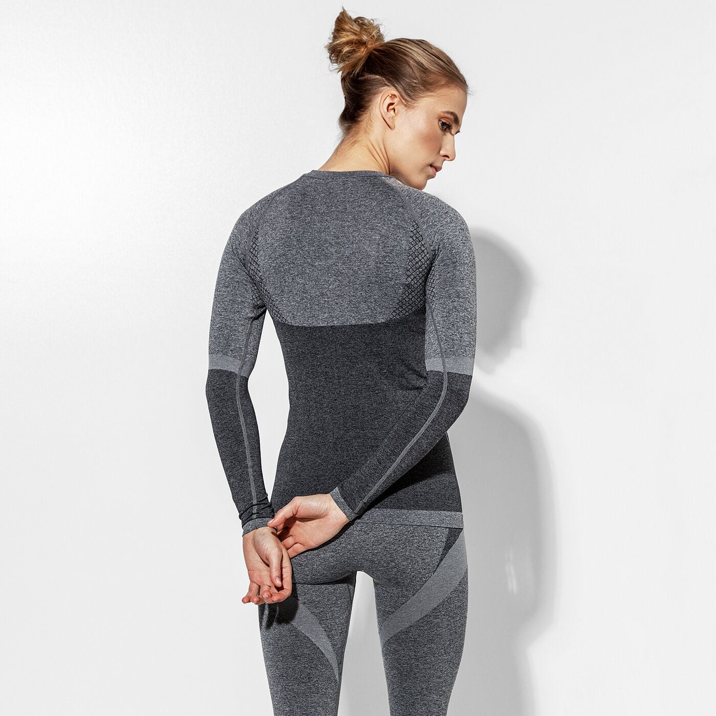 Koszulka damska FEEWEAR T-SHIRT TERMICZNY LS NIMBLE fw38bid01001 kolor szary
