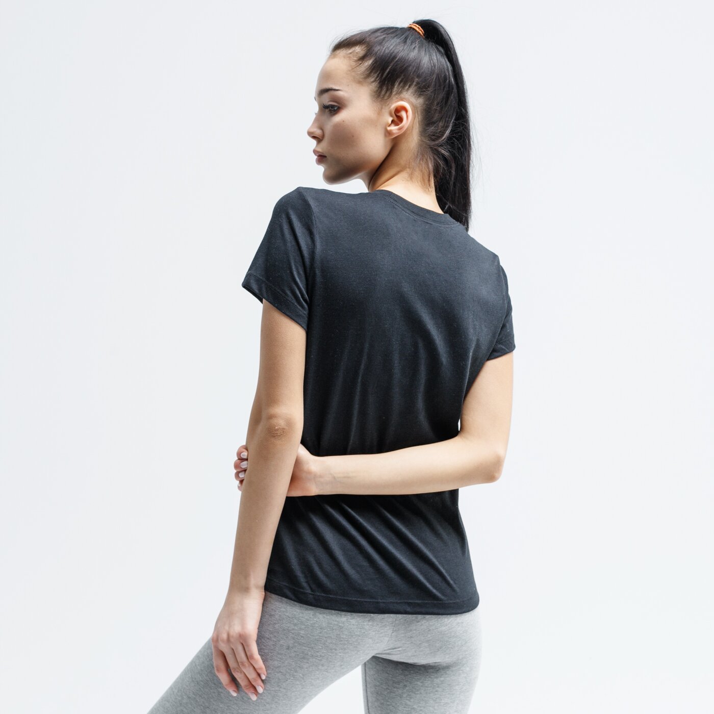 Koszulka damska NIKE T-SHIRT W NSW CLUB ck4361-010 kolor czarny