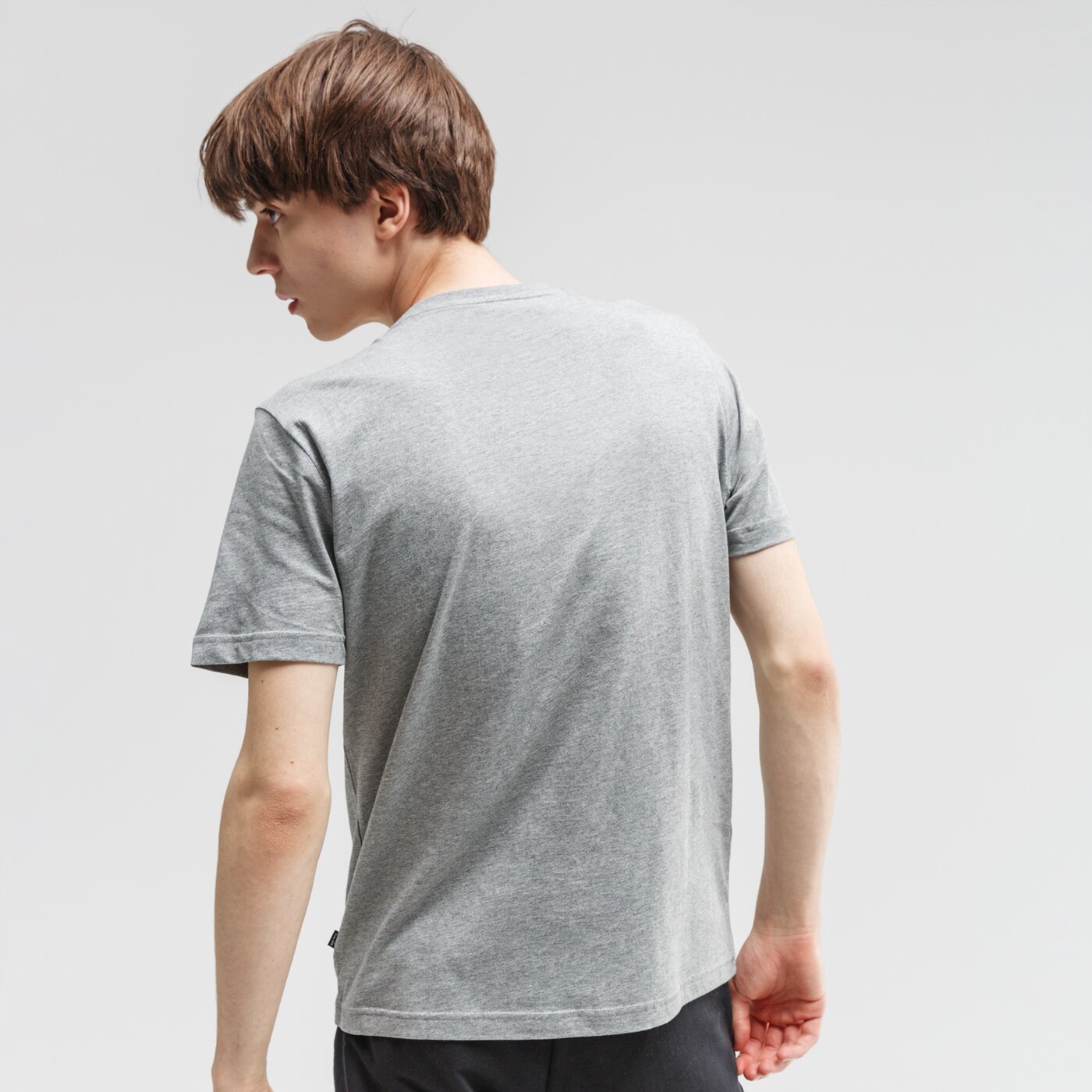 Koszulka męska PUMA T-SHIRT FLOCK GRAPHIC 581910 03 kolor szary