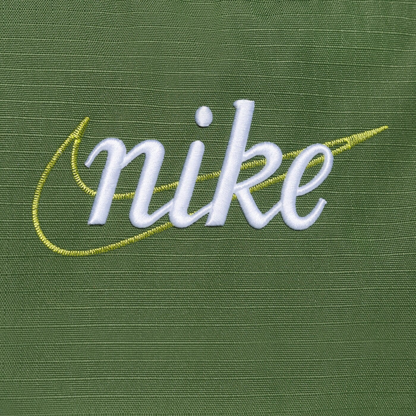 Torba sportowa damska NIKE TORBA GYM CLUB PLUS dh6863-328 kolor zielony