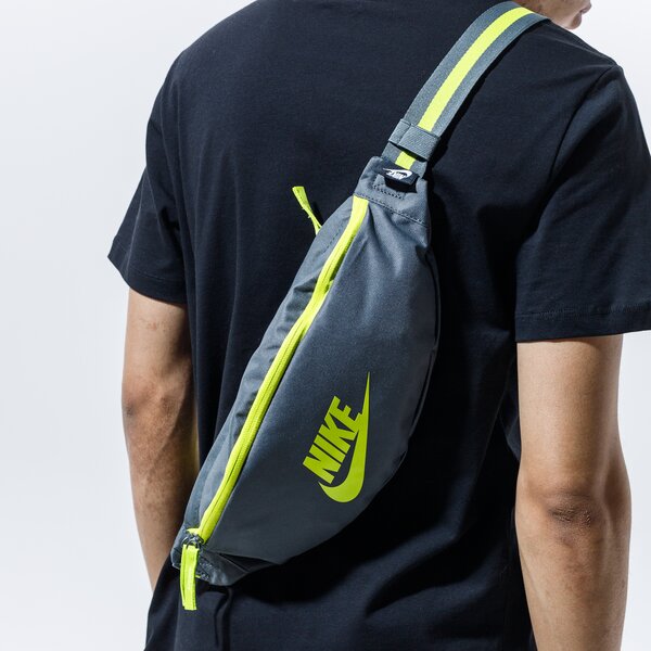 Nerka (saszetka na pas) damska sportowa NIKE NERKA SPORTSWEAR HERITAGE ba5750-068 kolor szary
