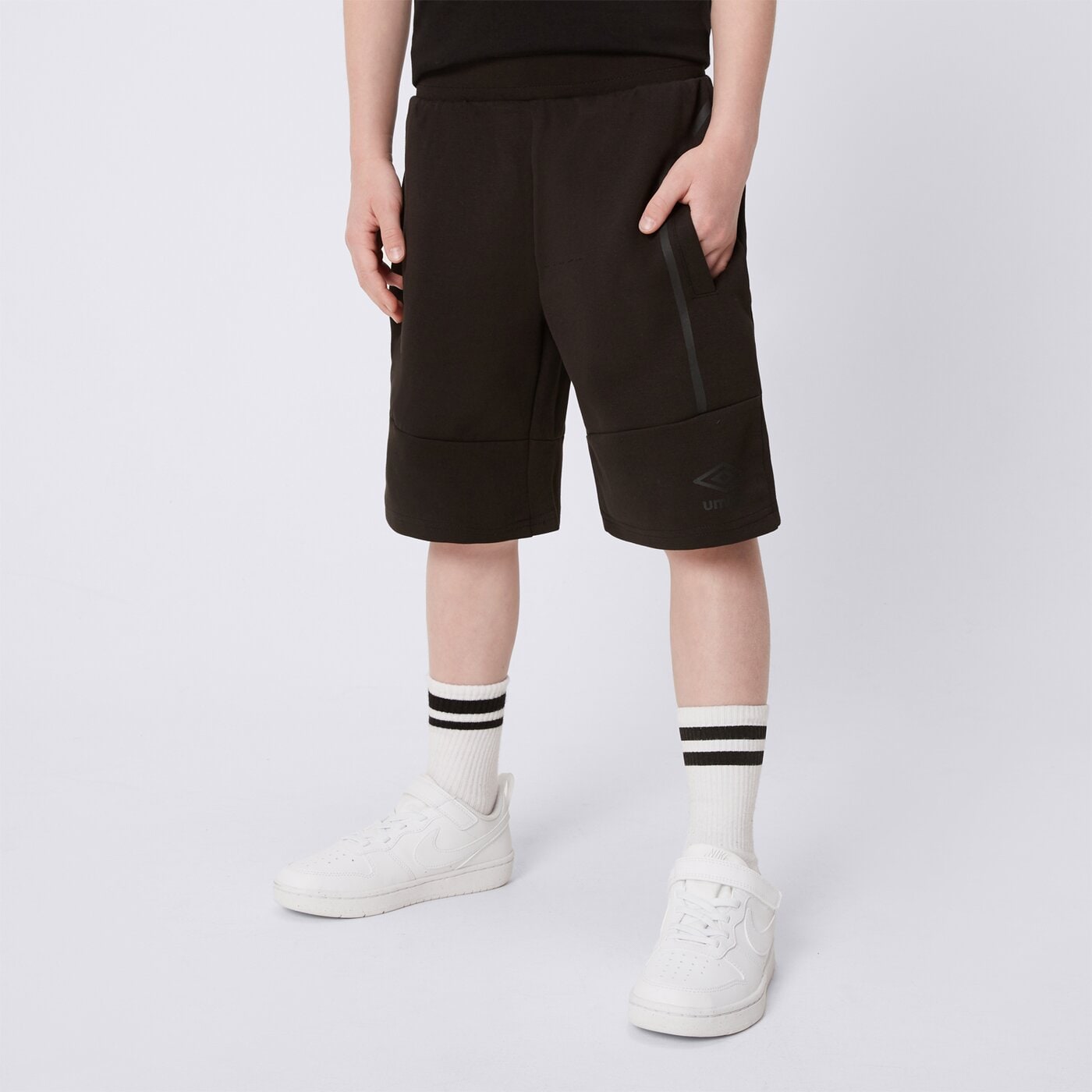 Spodenki dziecięce UMBRO SZORTY ORI JR ul125szmj0101 kolor czarny