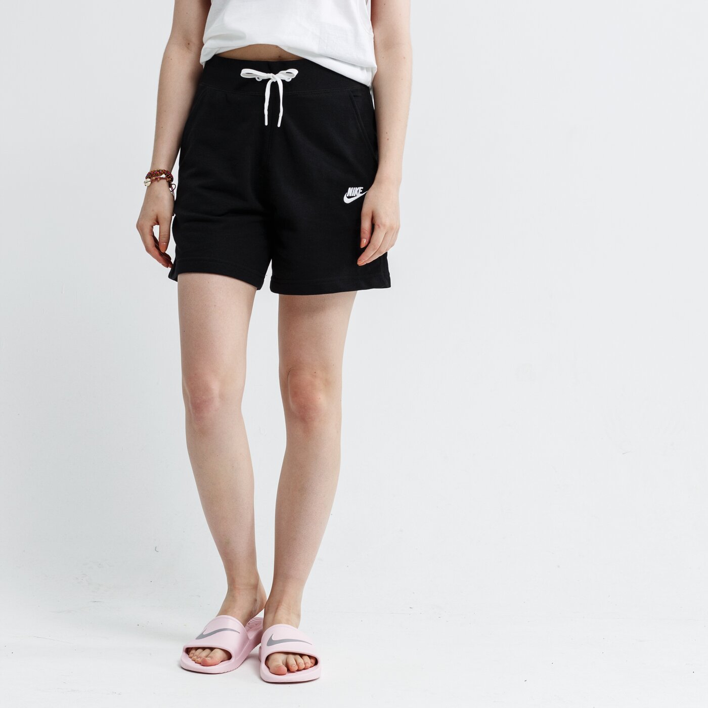 Spodenki damskie NIKE SZORTY W NSW FT CLASSIC 927341-010 kolor czarny