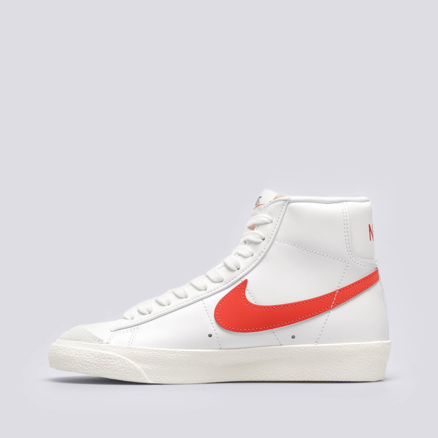 Buty sportowe damskie NIKE BLAZER MID 77 cz1055-101 kolor biały