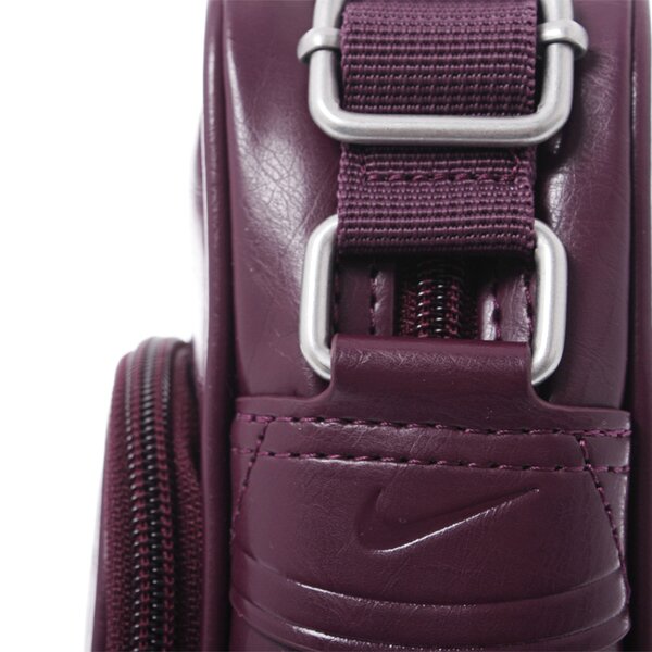 Torba sportowa damska NIKE TORBA HERITAGE AD SMALL ITEMS ba4356636 kolor fioletowy