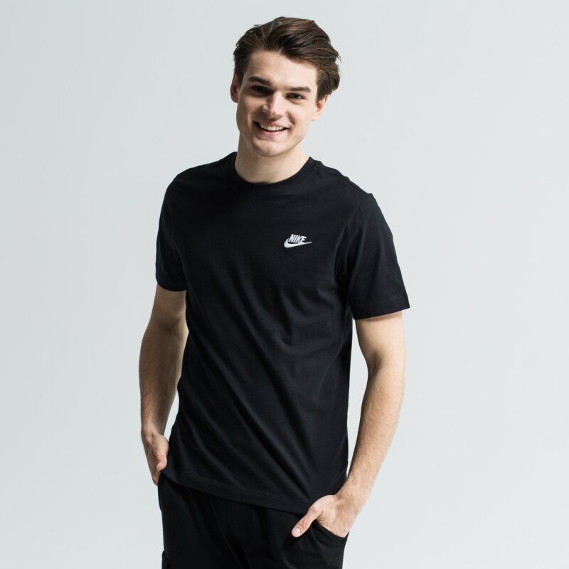 NIKE T-SHIRT SPORTSWEAR CLUB