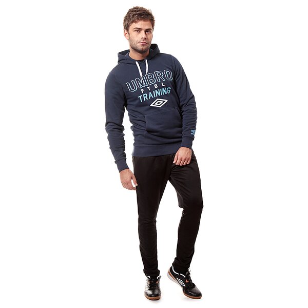 Bluza męska UMBRO BLUZA GRAPHIC FTBL OH HOODED TOP 62608uy70 kolor granatowy
