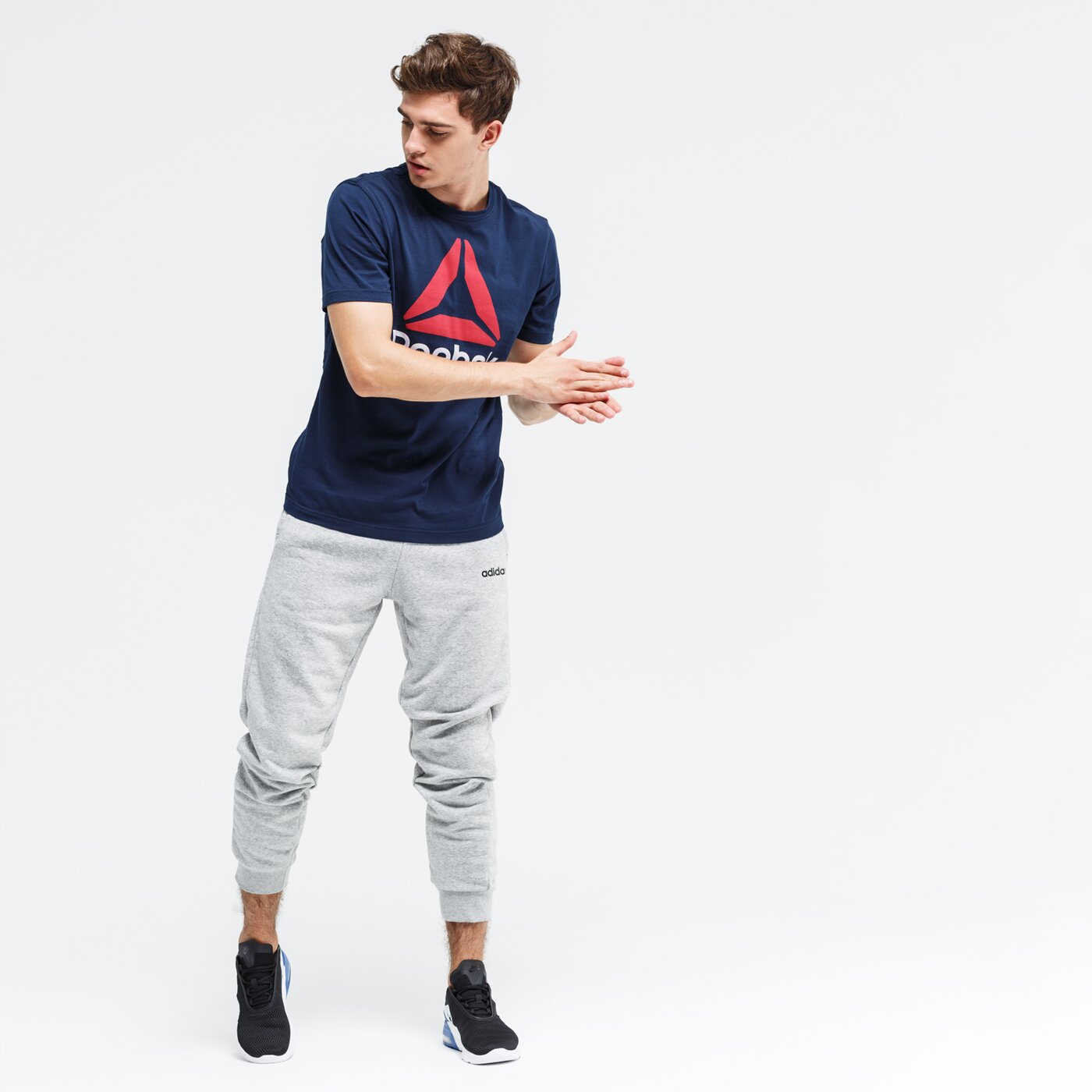 Koszulka męska REEBOK T-SHIRT QQR- STACKED cw5371 kolor granatowy